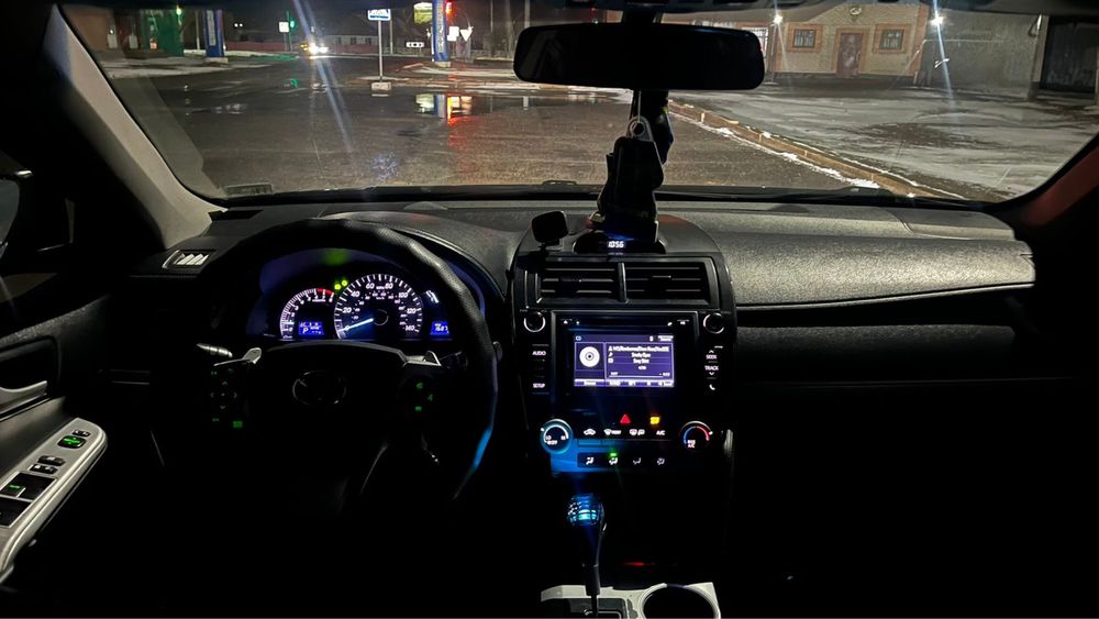 toyoto camry 55 черный