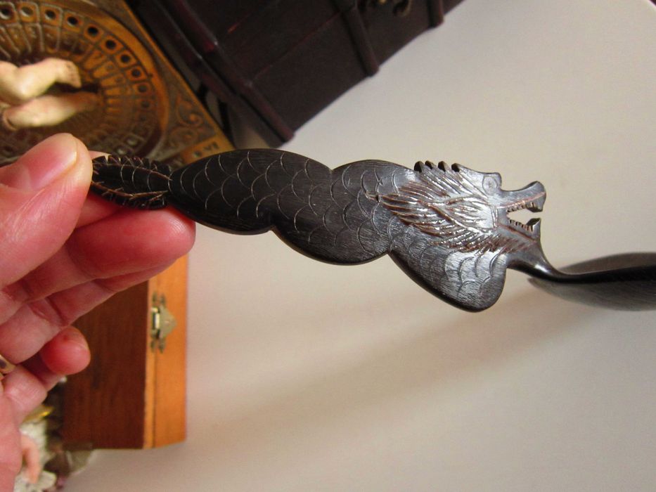 cadou rar Dragon din corn bivol de apa handmade lingura China 1960