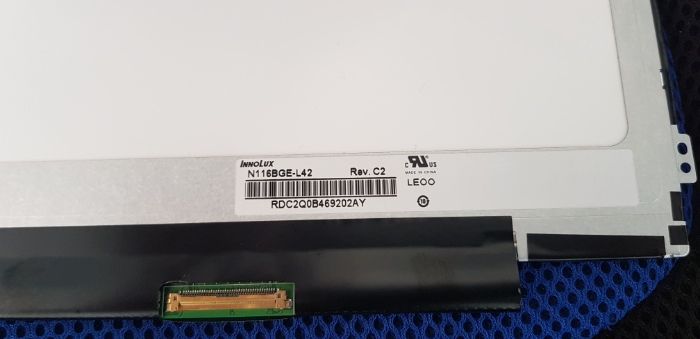 Dezmembrezi laptop Asus model X200M!