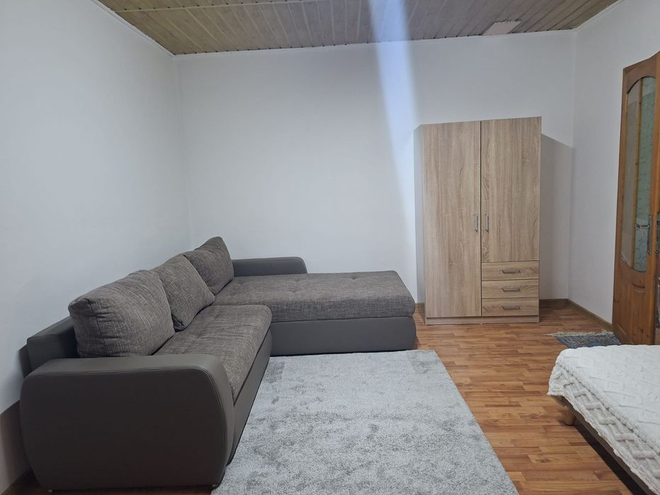 Chirie Rădăuți foarte spațioasă etaj unu la casă , pe strada spitalulu