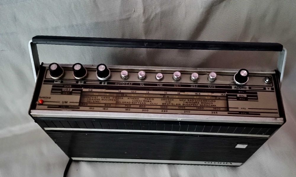 GLORIA  radio  Tehnoton