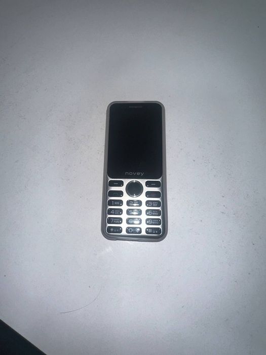 Novey telefoni sotiladi holati ideal