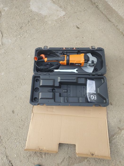 Aeg 2400w  flex electric