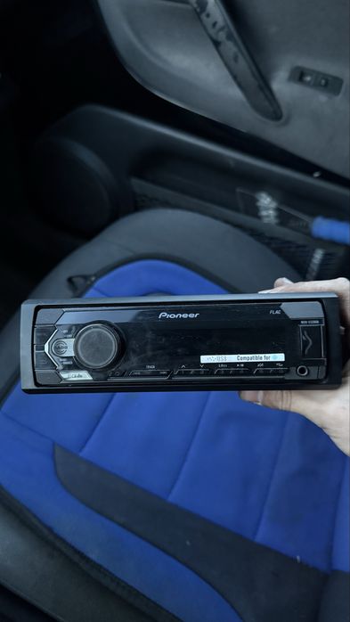 Pioneer MVH-S120UB