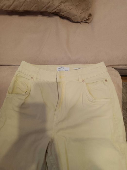 Дънки Bershka mom fit