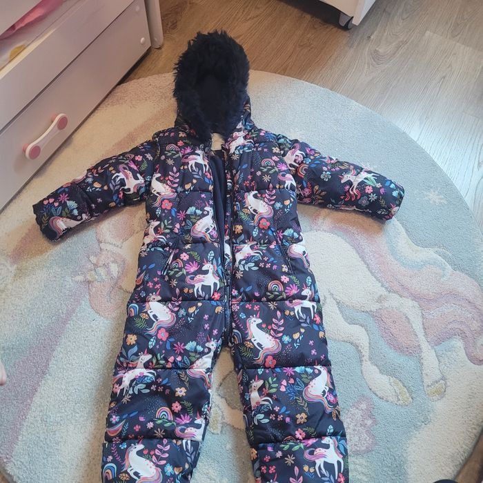 Зимни гащеризони , космонавти ски яке