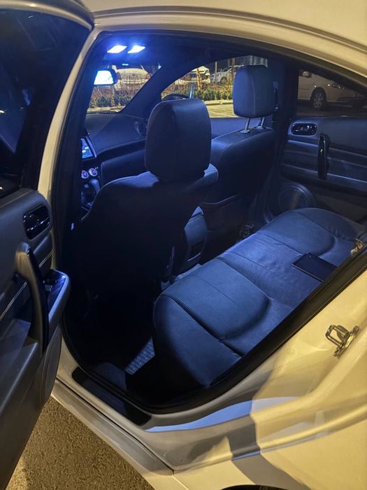 Sotiladi Mazda 6