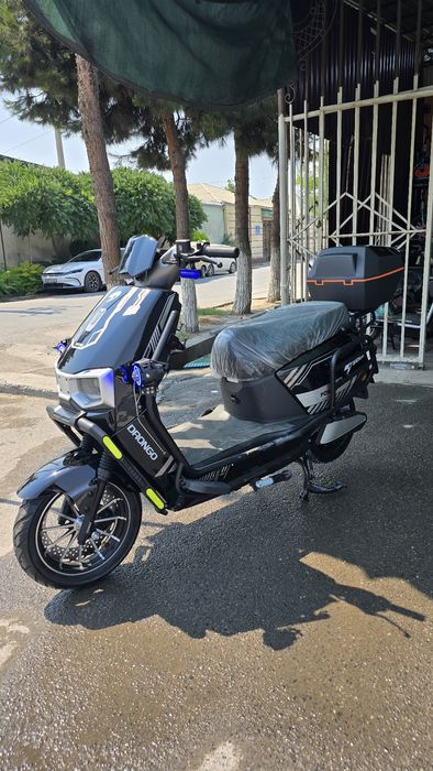 Brend nomi DRONGO M11 dugali skuter