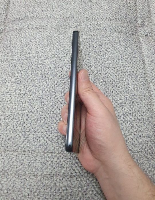 Samsung Galaxy A53 5G 6+6/128GB Rangi Black Holati yaxshi Karobka Bor