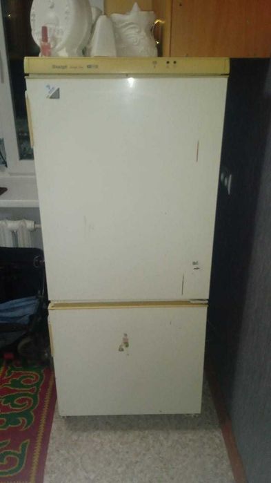 Продам холодильник