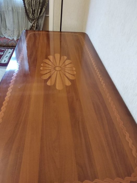 Катта размердаги стол 1,20*2,80 сотилади