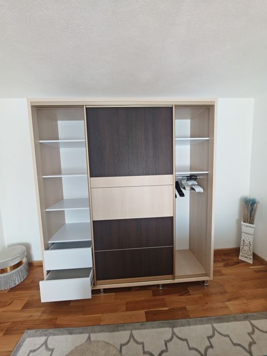 Dulap nou, cumpărat de la Oscamob!