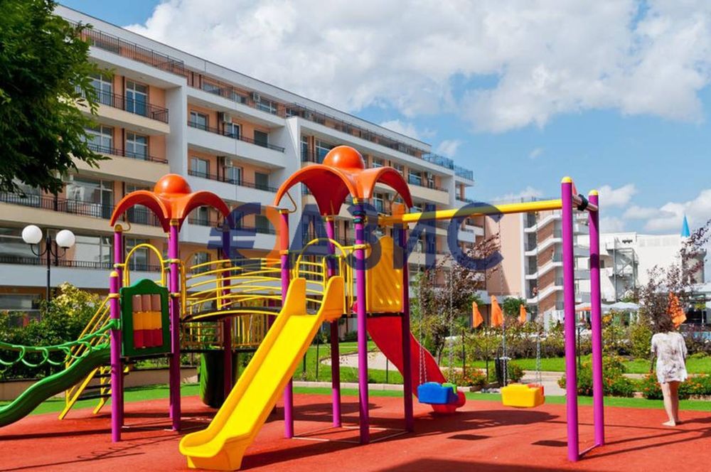 Продава се Двустаен апартамент в к.к. Слънчев бряг - 57 кв.м за 1106 €/кв.м - Снимка #13