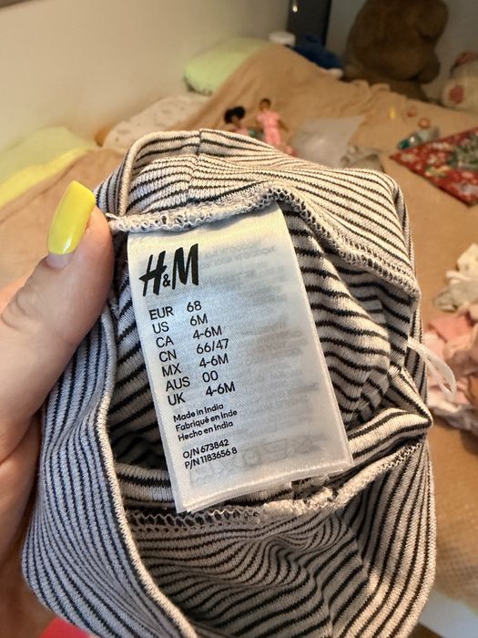 Продам детский комплект вещей H&M