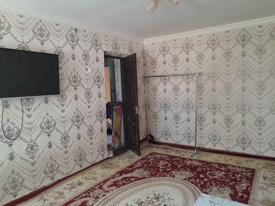 Тройцки 1 комнатная срочно продам