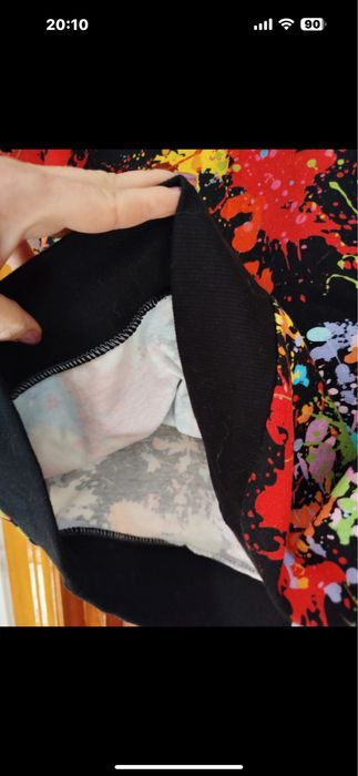 Bluza dama cu maneci lungi cu imprimeu colorat in stil pete de vopsea