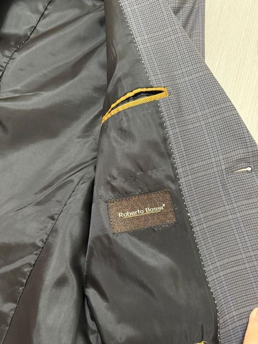 Продаётся мужской костюм