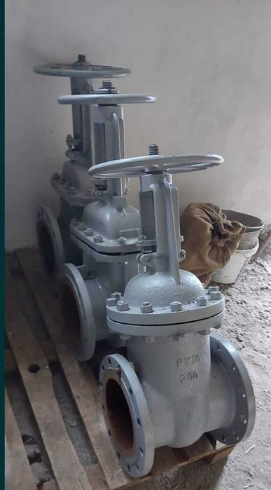 Продам задвижки DN200 PN 16