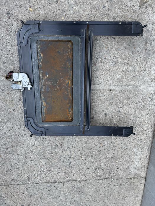 Люк на VW Passat B3