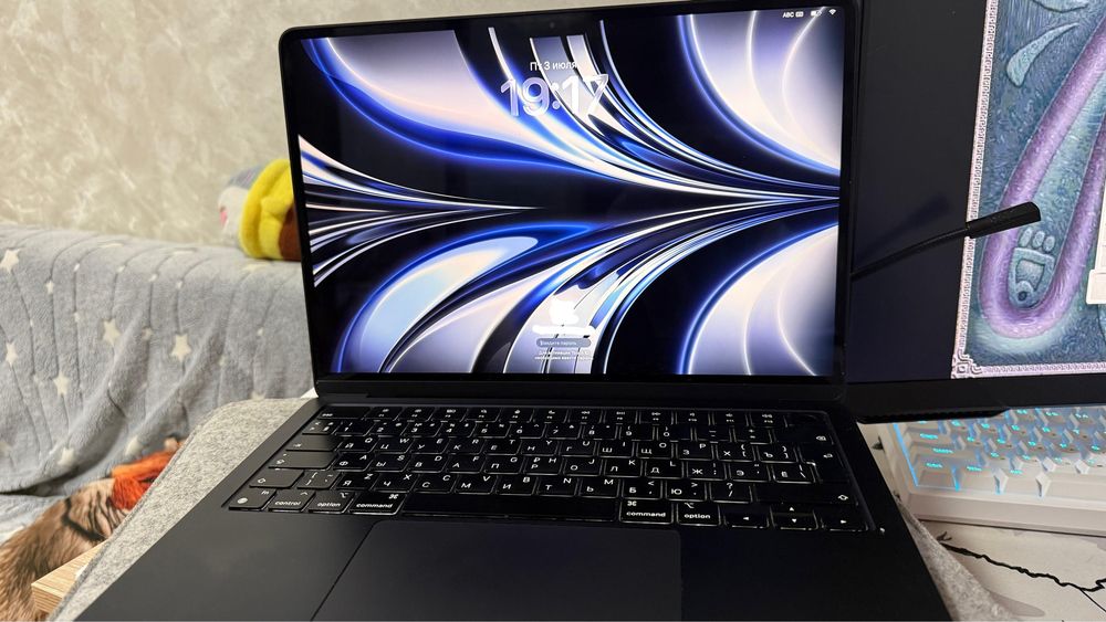 MacBook Air 13.6