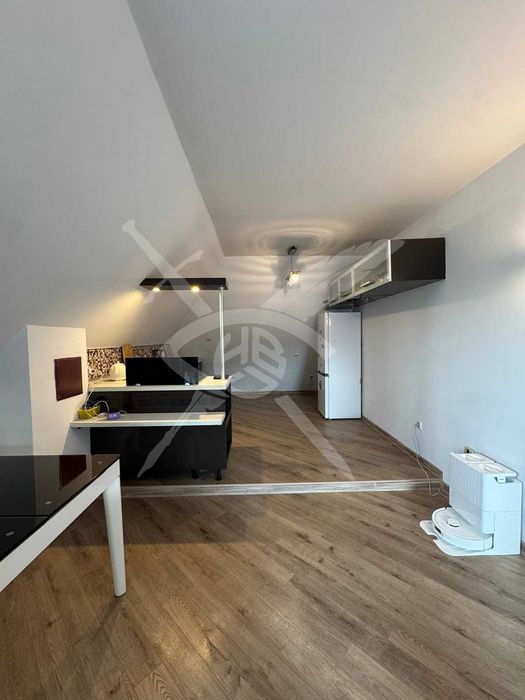 Продава се Тристаен апартамент в Бургас, Зорница - 118 кв.м за 1578 €/кв.м - Снимка #5