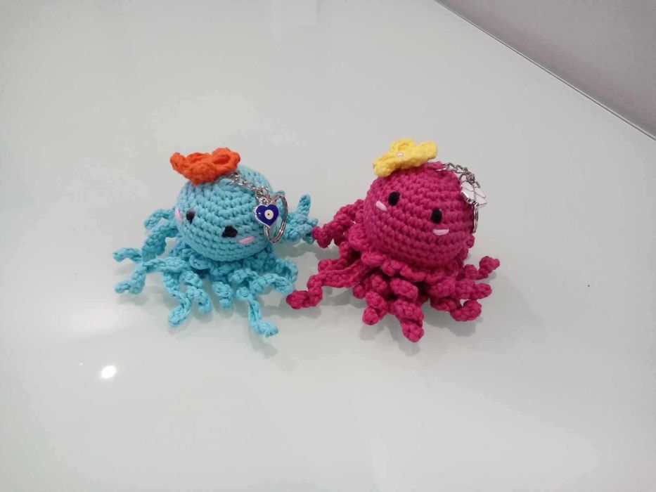 Ръчно изработени играчки и аксесоари