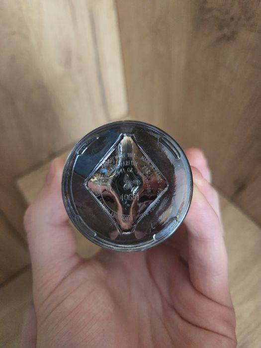 Продавам оригинални парфюми