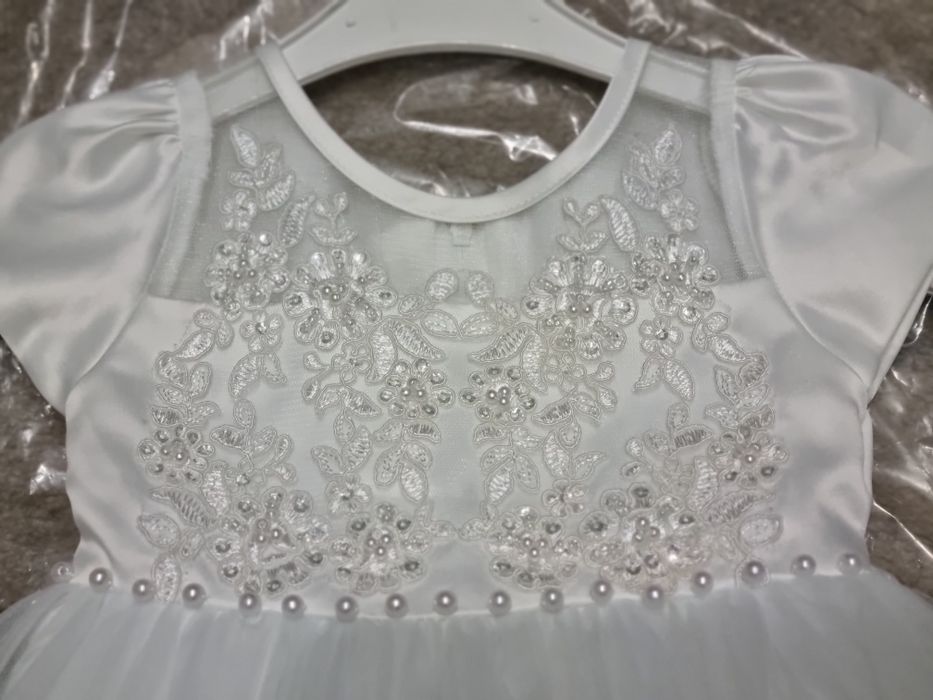 Нарядное платье на 1 годик