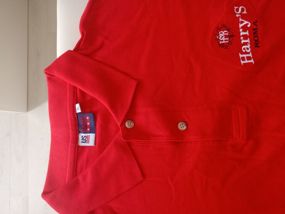 Vand tricou polo sport bărbătesc produs de calitate superioara