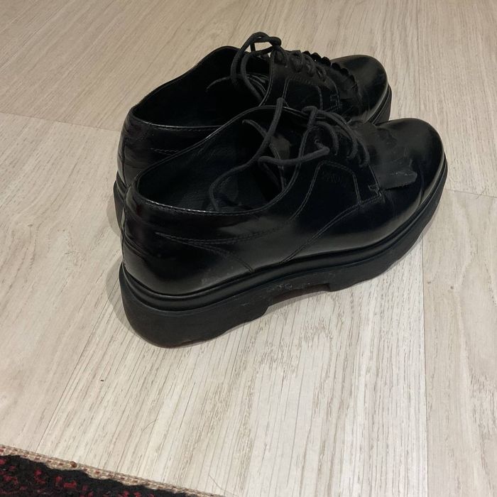 Чёрные туфли для девочек