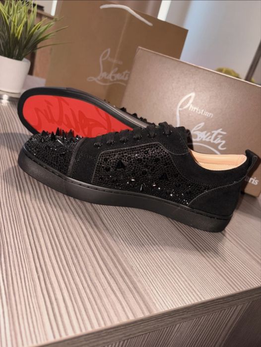 papuci loubutin barbati