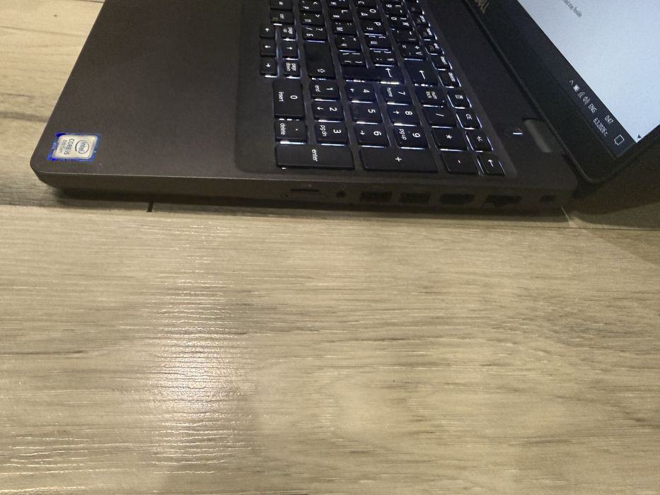 Dell Latitude 5500-i5 8265u/16гб/512гб м.2 nvme/подсветка