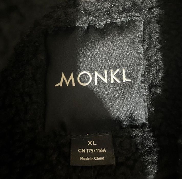 Зимно дамско яке Monki