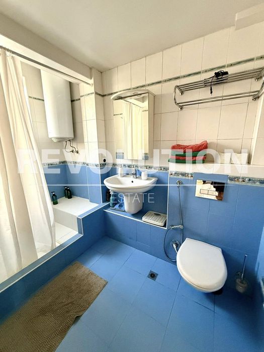 Дава се под наем Тристаен апартамент в Варна, Център - 81 кв.м за 650 € - Снимка #4