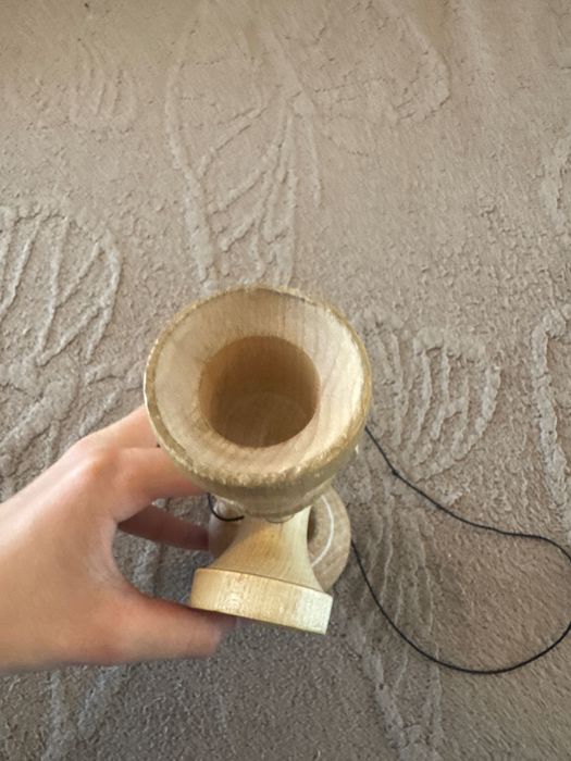 Kendama cu Tama Daoriginz și Ken de pe MonsterKendama