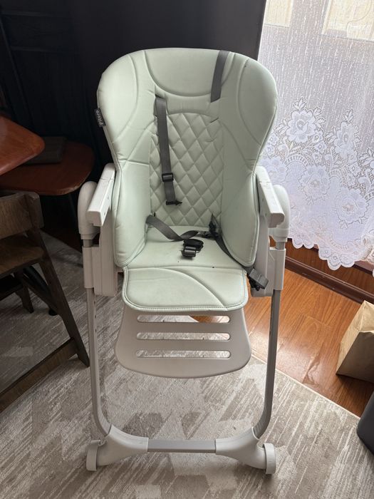 Продам стульчик для кормления Pityso Lerin