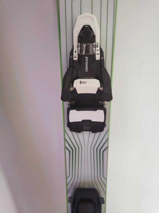 Skiuri de tura Ogso Cosmique 90 Super Rocker Ultra Light