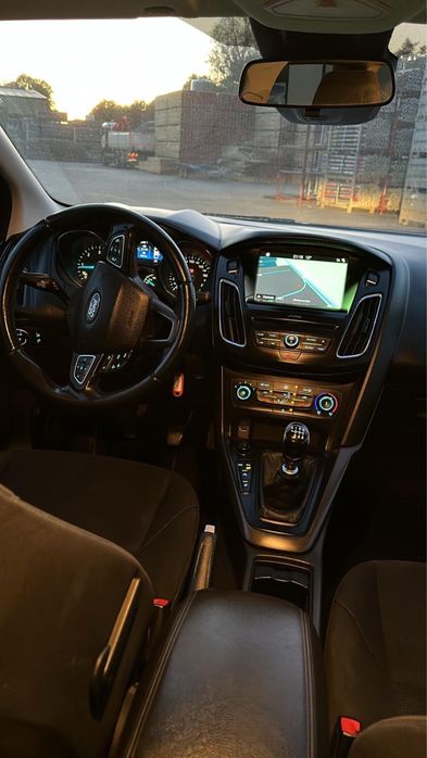 Vand sau schimb Ford Focus 3!!!