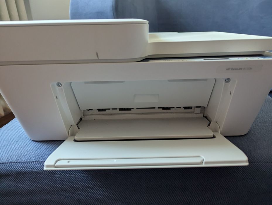 Imprimanta multifuncțională  HP Deskjet 4100e