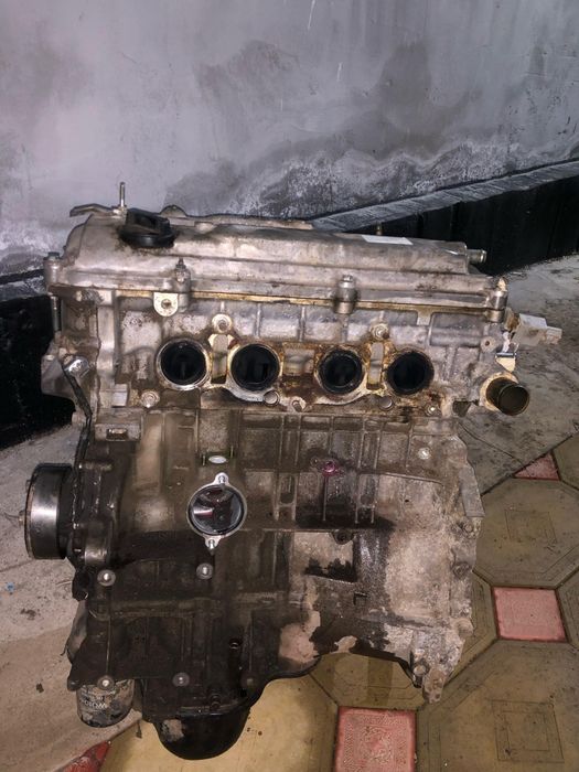 Тойота авенсис 2004ж. Объем 2.