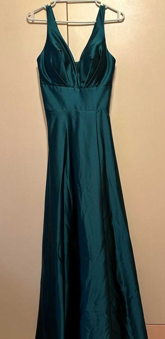 Изумрудена дълга официална рокля- сатен, елегантен модел