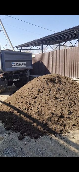 Даставка песок ,шебень , отсев , сникерс , ПГС,