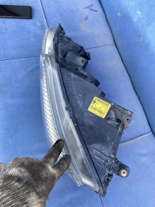 Фара Шкода "Yeti"