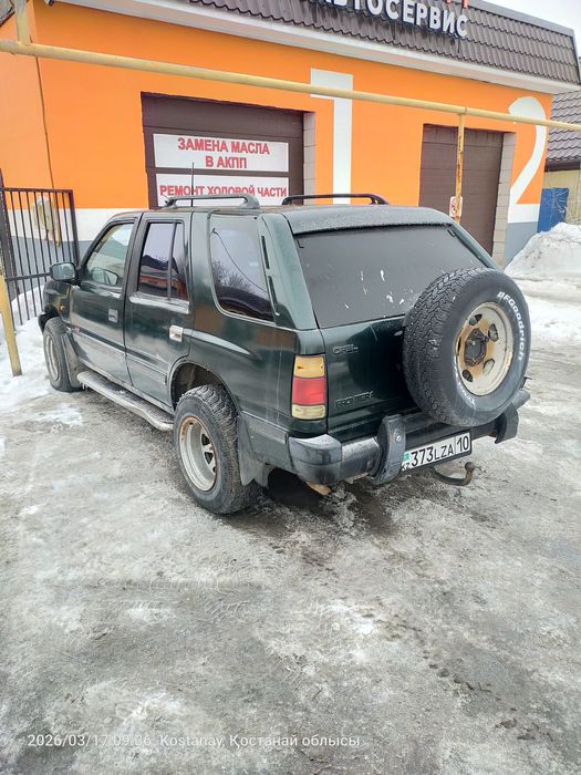 Опель  франтера.