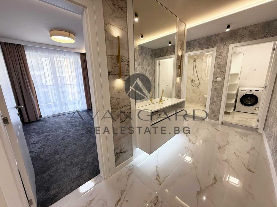 Продава се Тристаен апартамент в Пловдив, Остромила - 96 кв.м за 1190 €/кв.м - Снимка #11