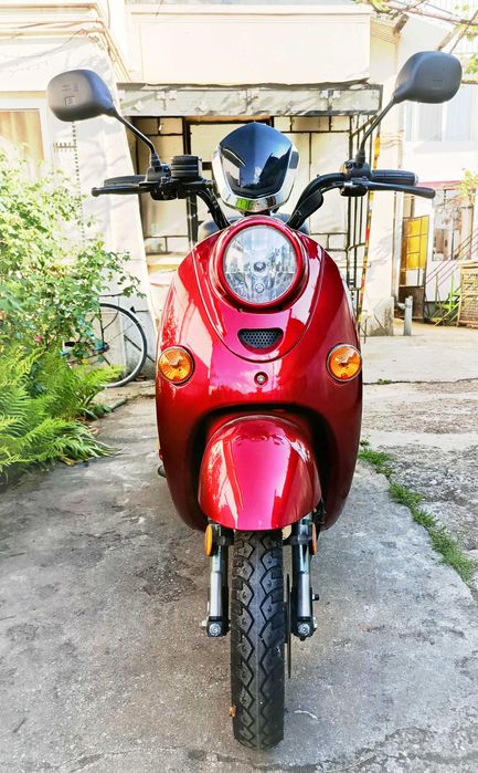 Triciclu electric tip scuter ZTECH ZT-63B TRILUX 3.0, fara permis 25 km/h  rosu