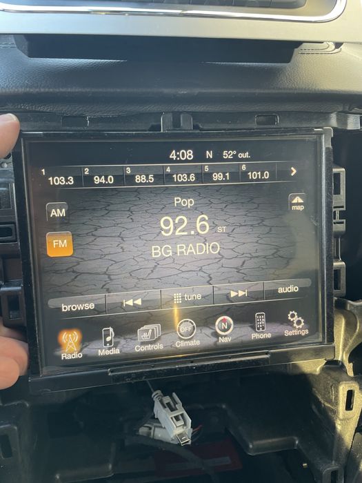 Навигация HARMAN Ucconect JEEP 8.4, BG карта и четни радио честоти