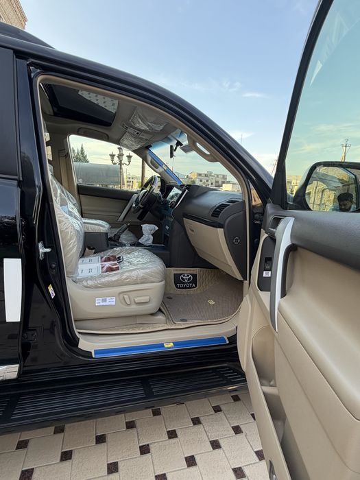 Tayota Prado Land Cruiser 150 VX Full Pozitsya