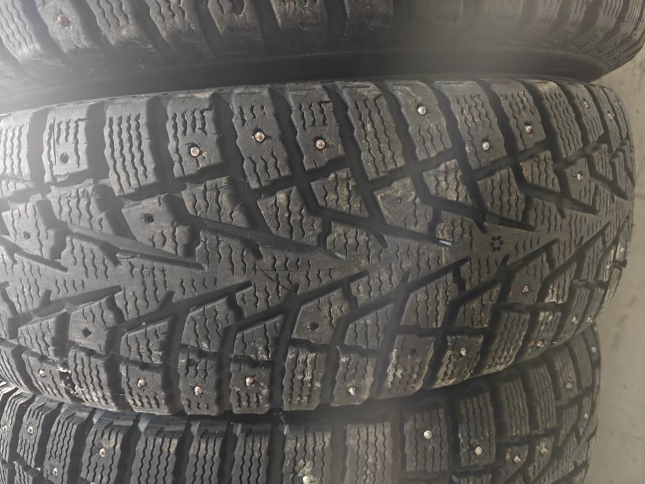 Комплект покрышек 235/75-16