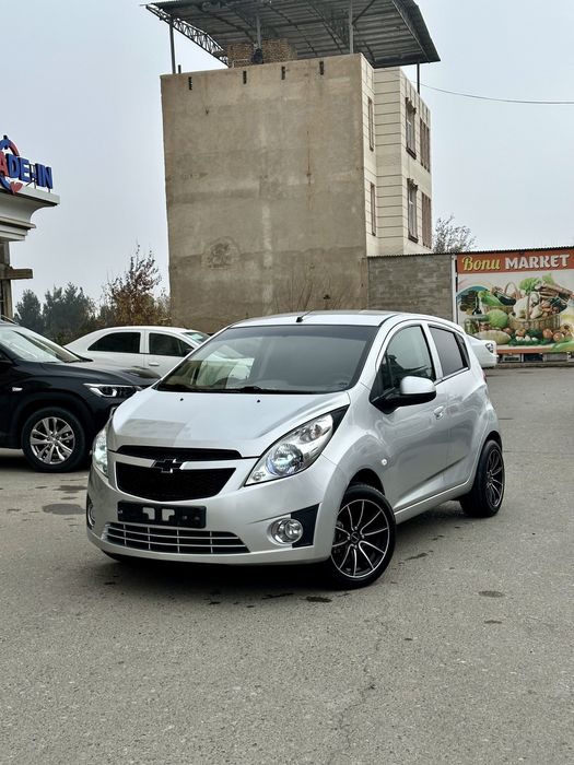 Spark 2014y 2 pozitsiya mexanika sotiladi